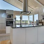 Welma - 500m From The Sea By Interhome